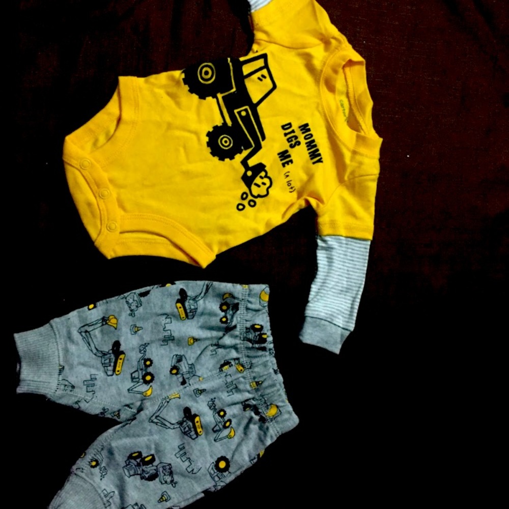 Newborn outfit